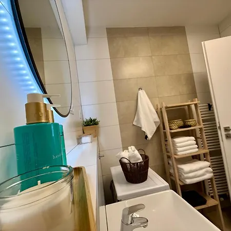 Apartament Allvia *